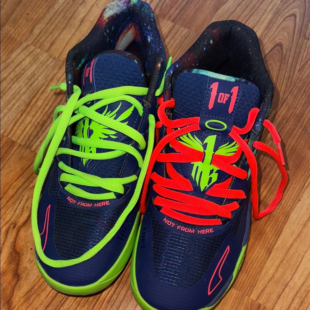 Galaxy Lamelo Ball Puma sneakers